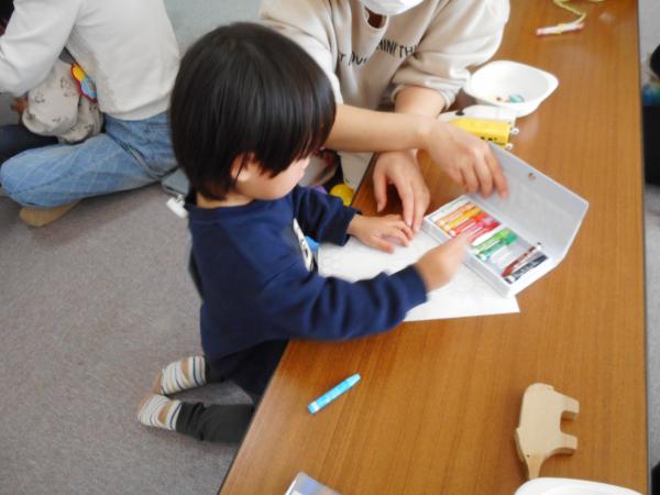 R7.2カラフルあおむし10